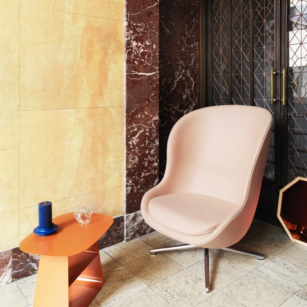Hyg Lounge Chair High - Swivel Base