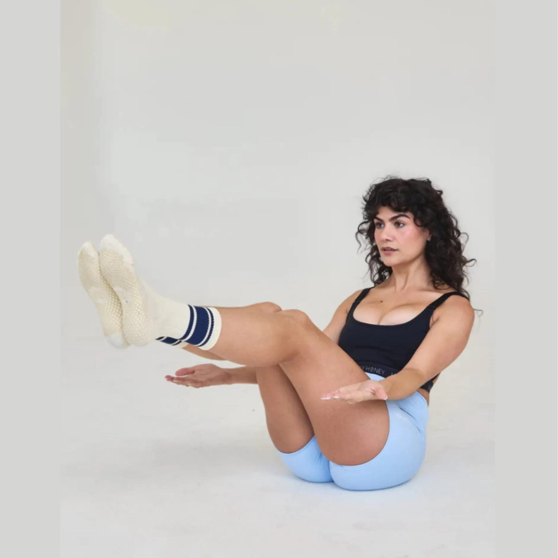 The Crew Grip Socks (Barre/Pilates)