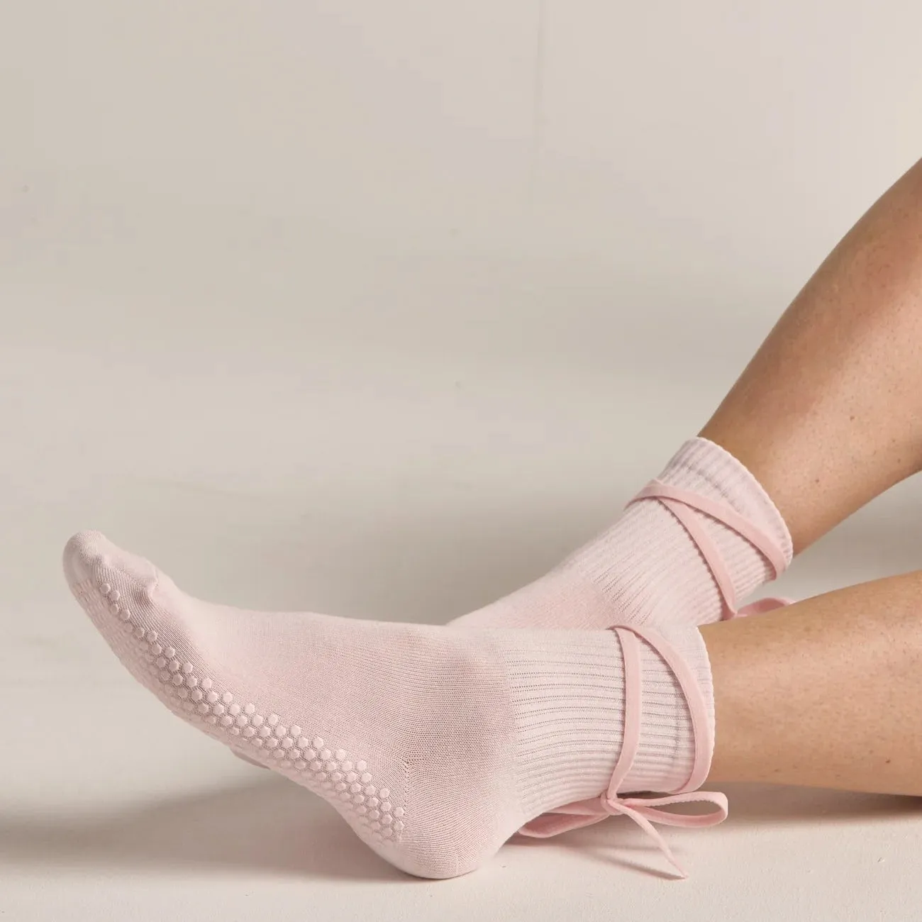 The Nina Grip Sock (Barre / Pilates)