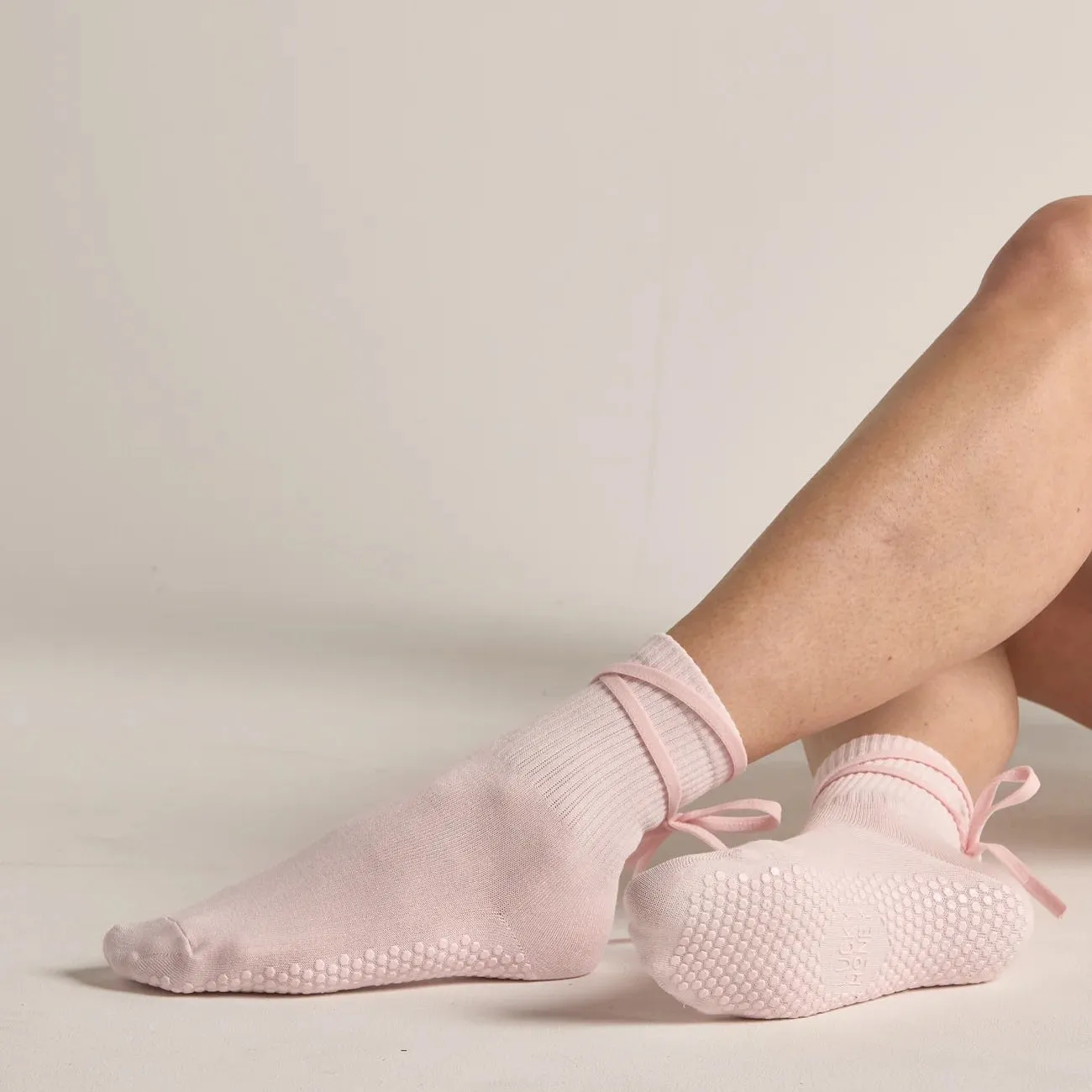 The Nina Grip Sock (Barre / Pilates)